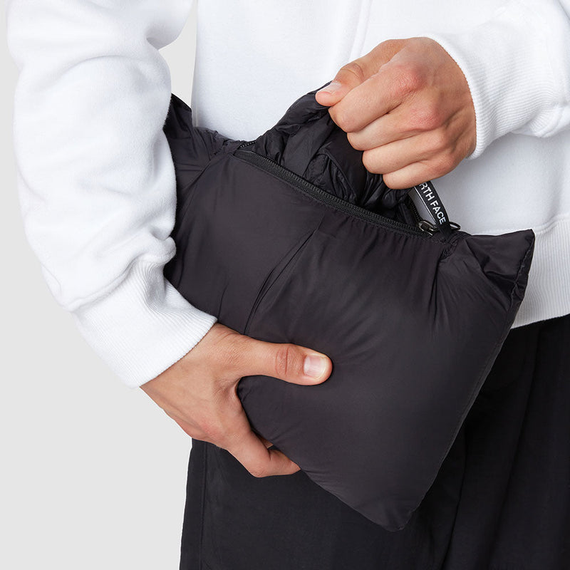 THE NORTH FACE MEN'S 1996 RETRO NUPTSE JACKET